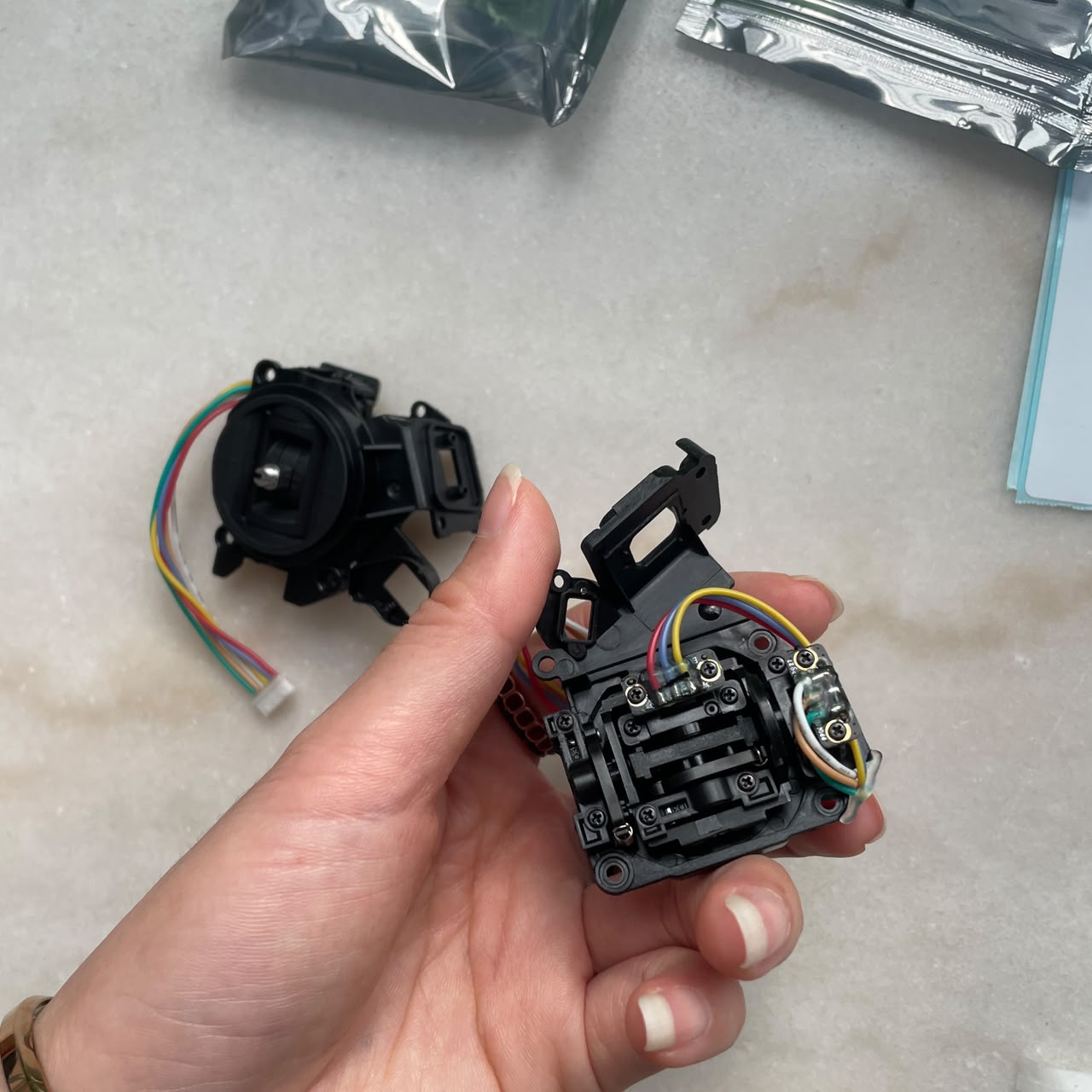 Agriculture Agras Drone Access - مراجعة Drone Control Stick وسعره